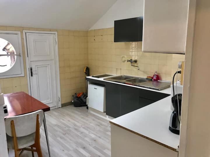 Appartement Simple Sur Argenteuil, Proche Paris 外观 照片